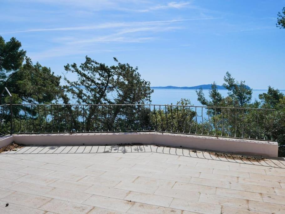 Maisonnette Avec Vue Sur La Mer Exceptionnelle Carqueiranne Exterior photo