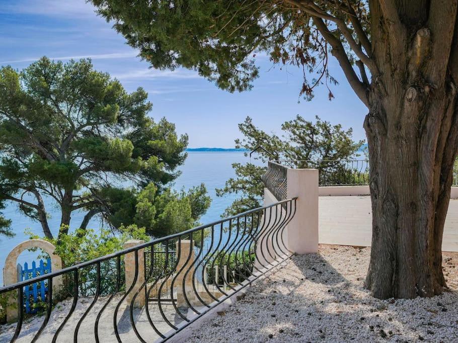Maisonnette Avec Vue Sur La Mer Exceptionnelle Carqueiranne Exterior photo